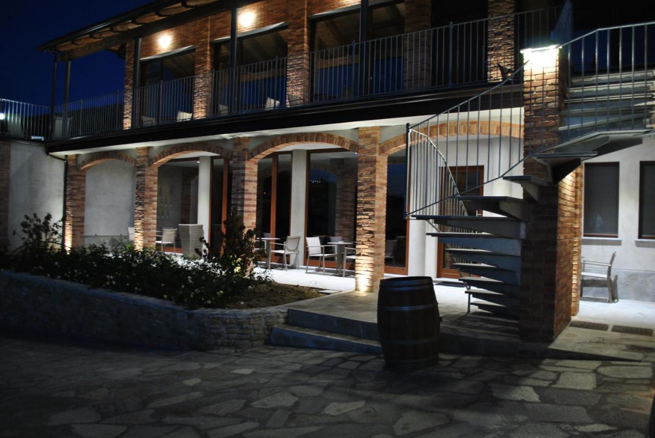 Casa Castella - Adults Only - Langhe Villa Diano d'Alba Exterior photo