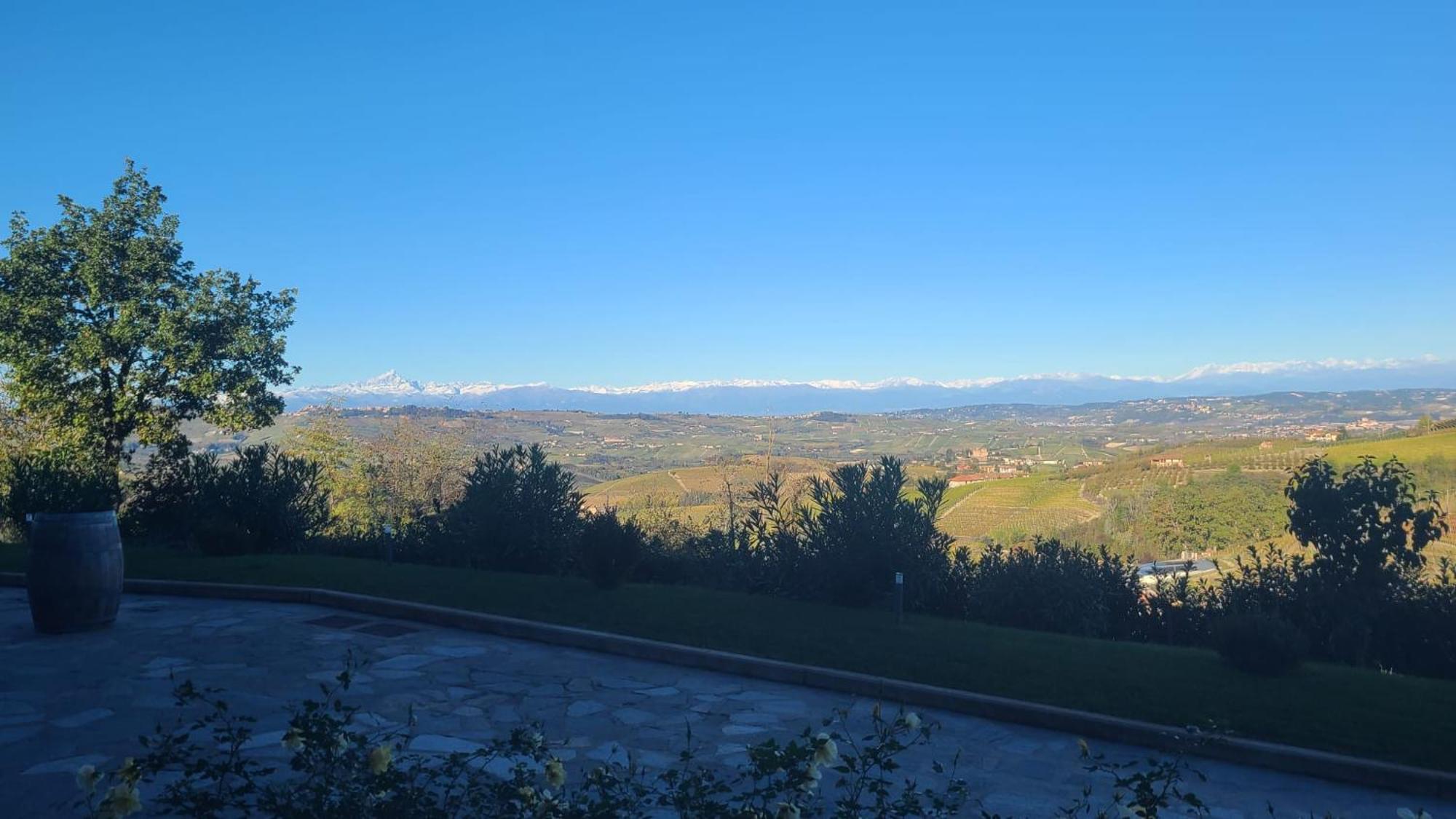 Casa Castella - Adults Only - Langhe Villa Diano d'Alba Exterior photo