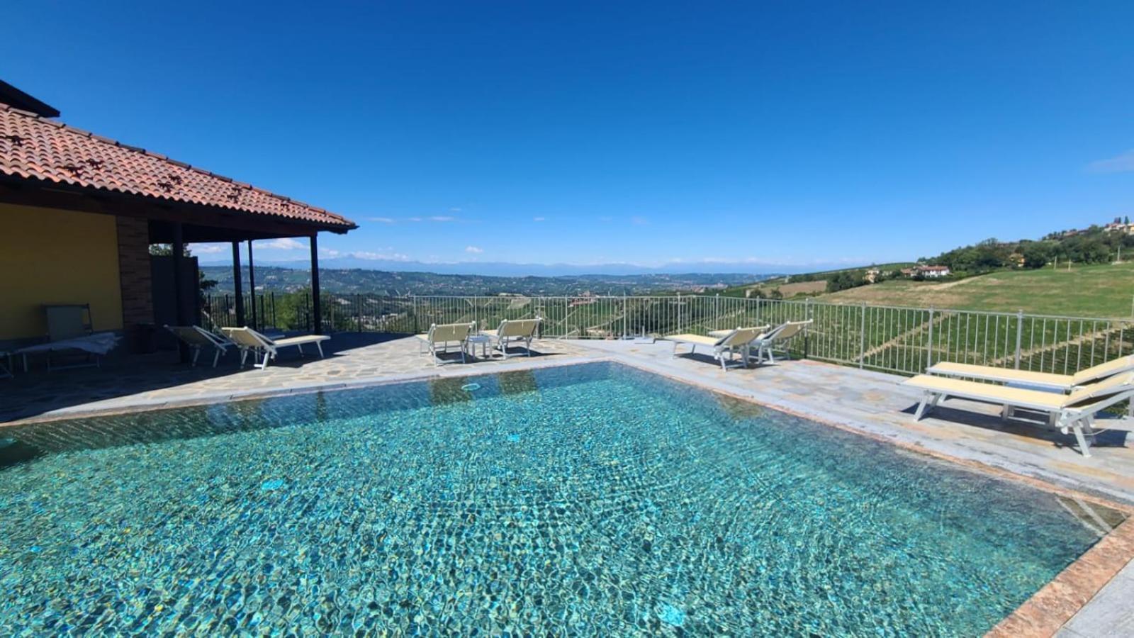Casa Castella - Adults Only - Langhe Villa Diano d'Alba Exterior photo