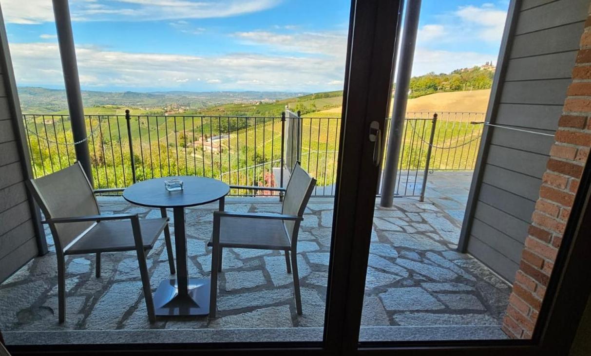 Casa Castella - Adults Only - Langhe Villa Diano d'Alba Exterior photo